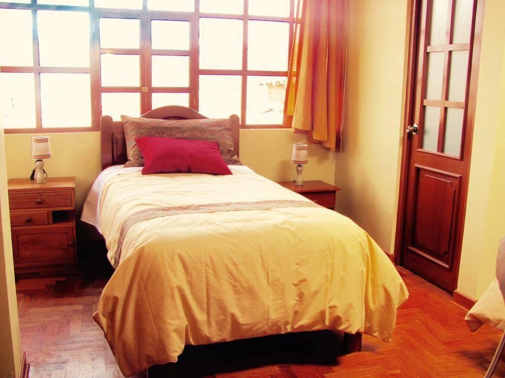 Kuska Hostal Cusco Exterior photo
